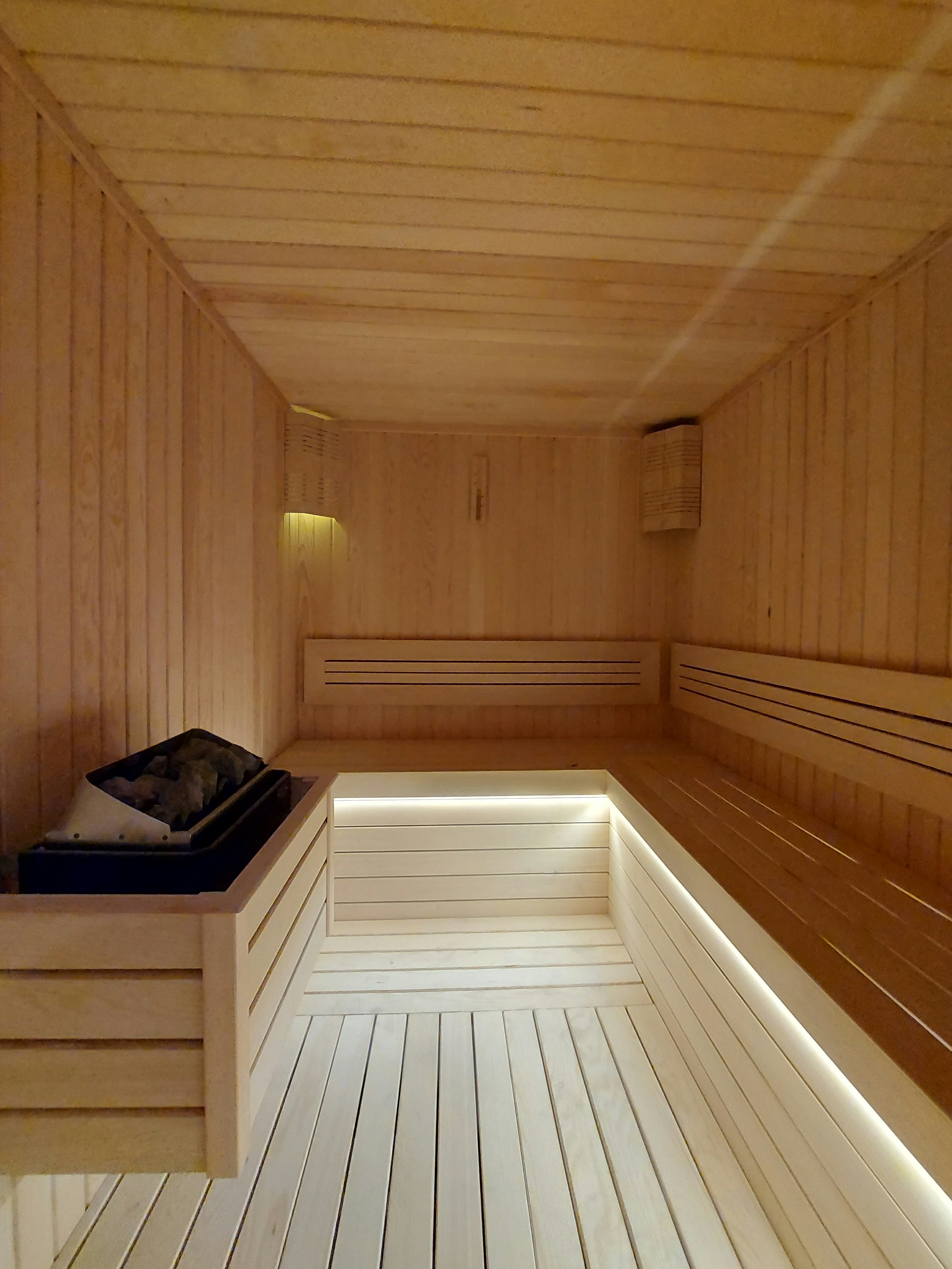 SunRay Saunas