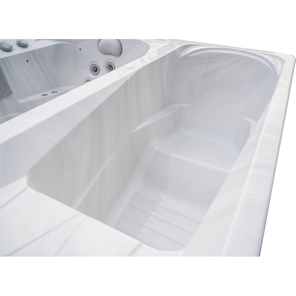 Luxury Spas Marquis Hot & Cold Spa — 3 Person Dual-Zone Hot Tub with Cold Plunge (I-02)