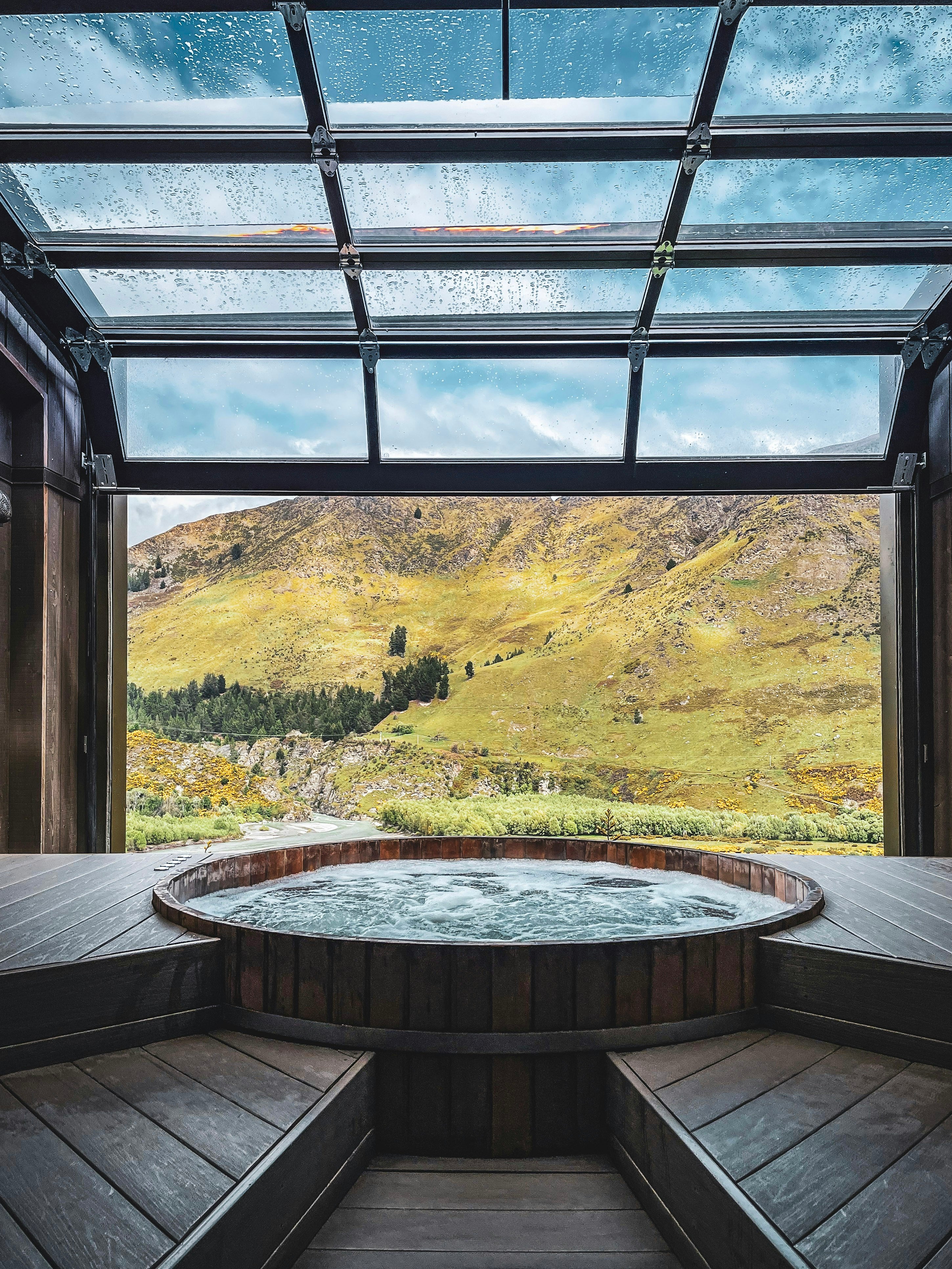 Luxury Spas Hot Tubs