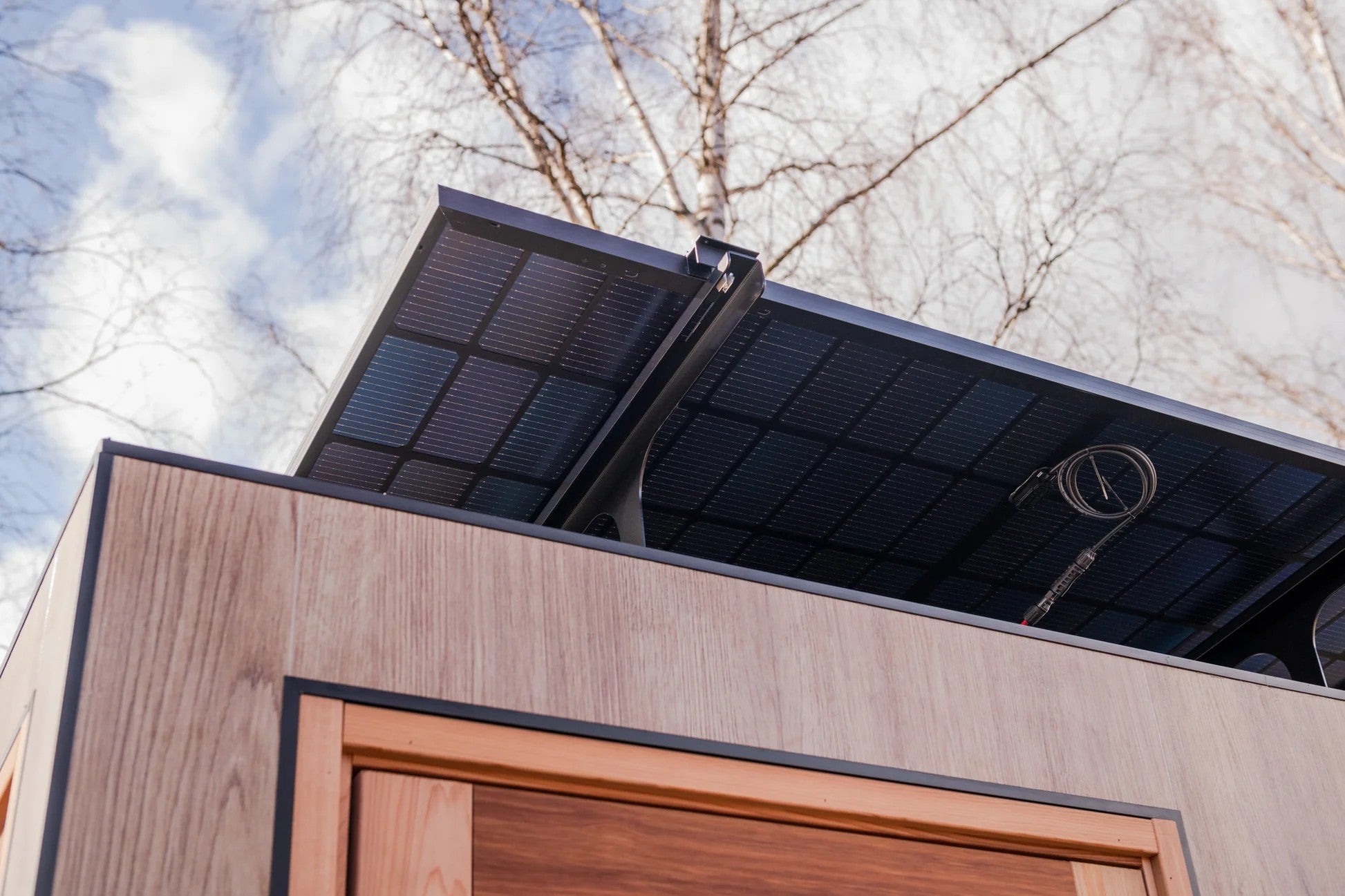 ThermaSol Solaris Solar Powered Outdoor Sauna Cabin (14-KIR-4561)